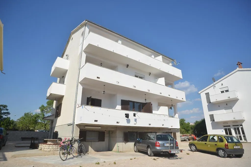 Apartments Citrus  Turanj